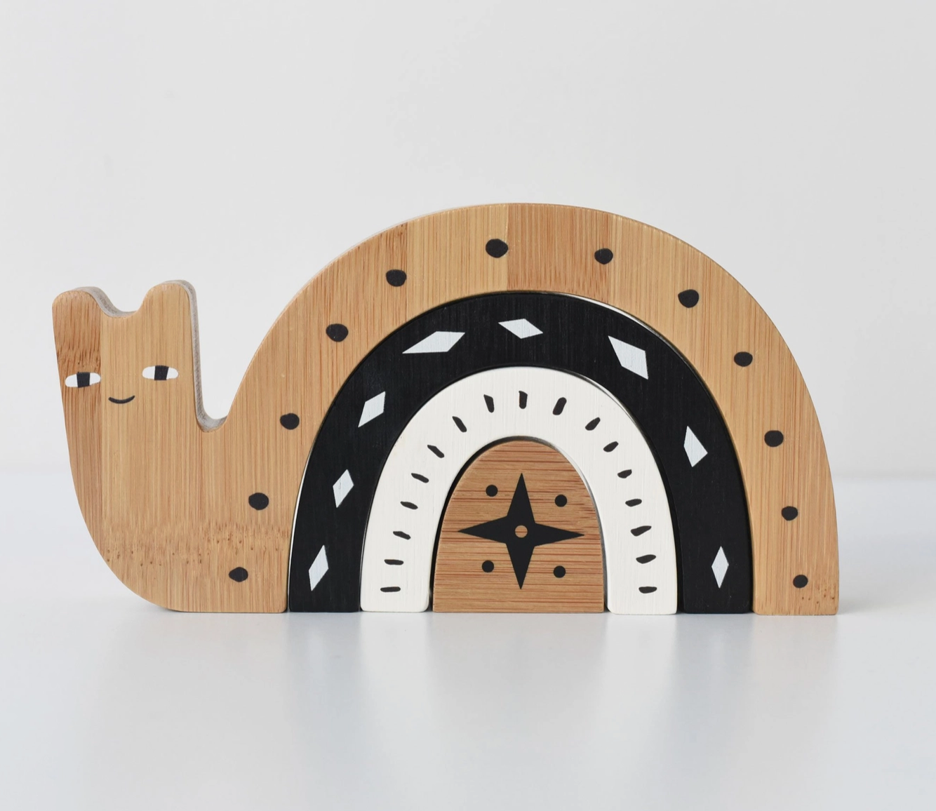 Bamboo Nesting Snail