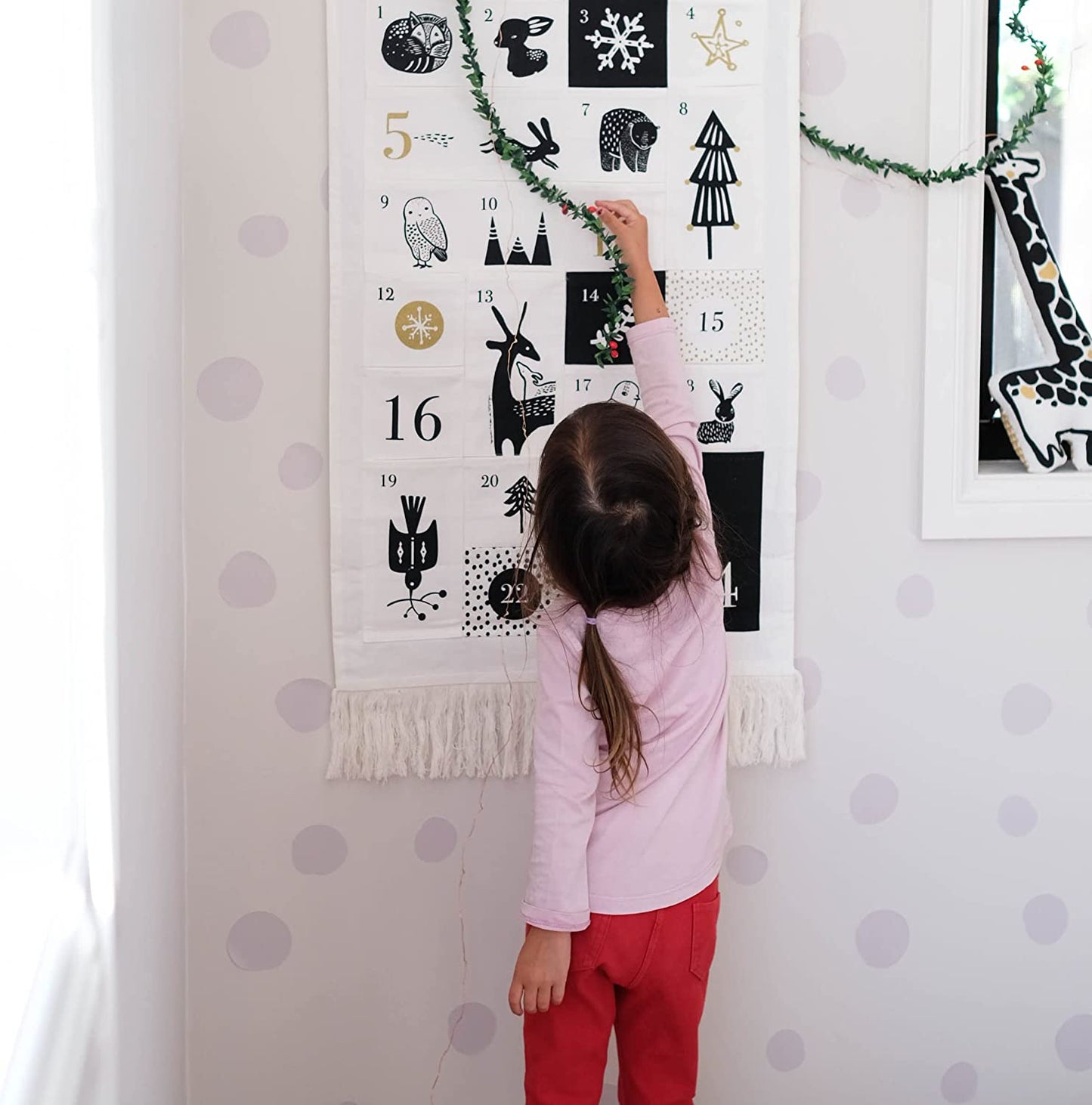 Winter Animals 24 Pocket Advent Calendar