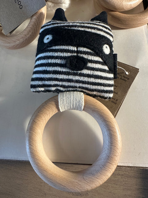 Mimi + Moo Organic Teething Ring (Various Animals)